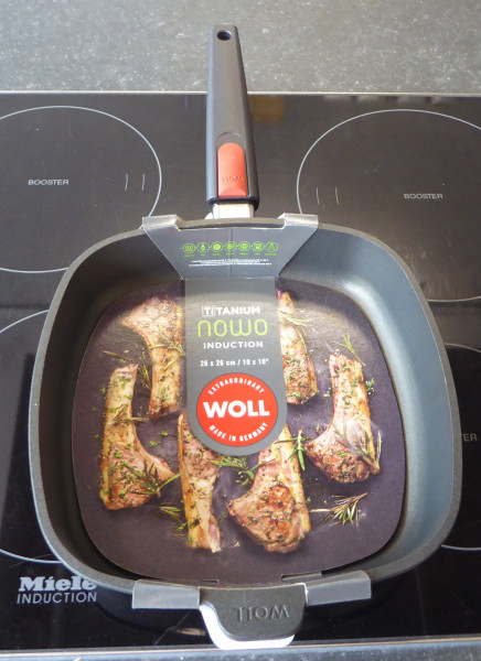 Woll Nowo Gusspfanne 26x26cm eckig titanium induction