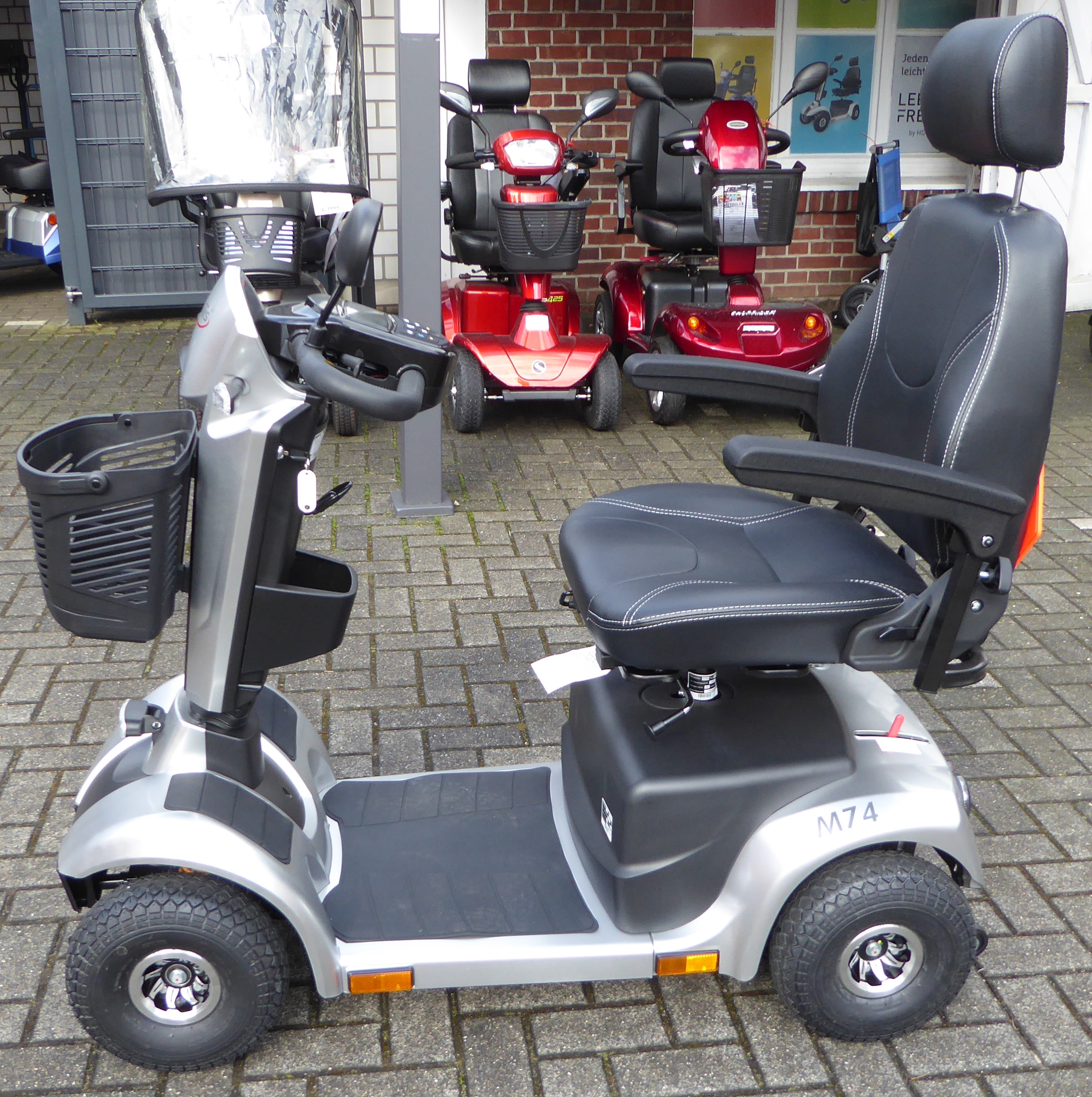 MOBILIS 4-Rad-E-Scooter 75 15 | Silber Lebensfreude by km/h Homann M74 Ah