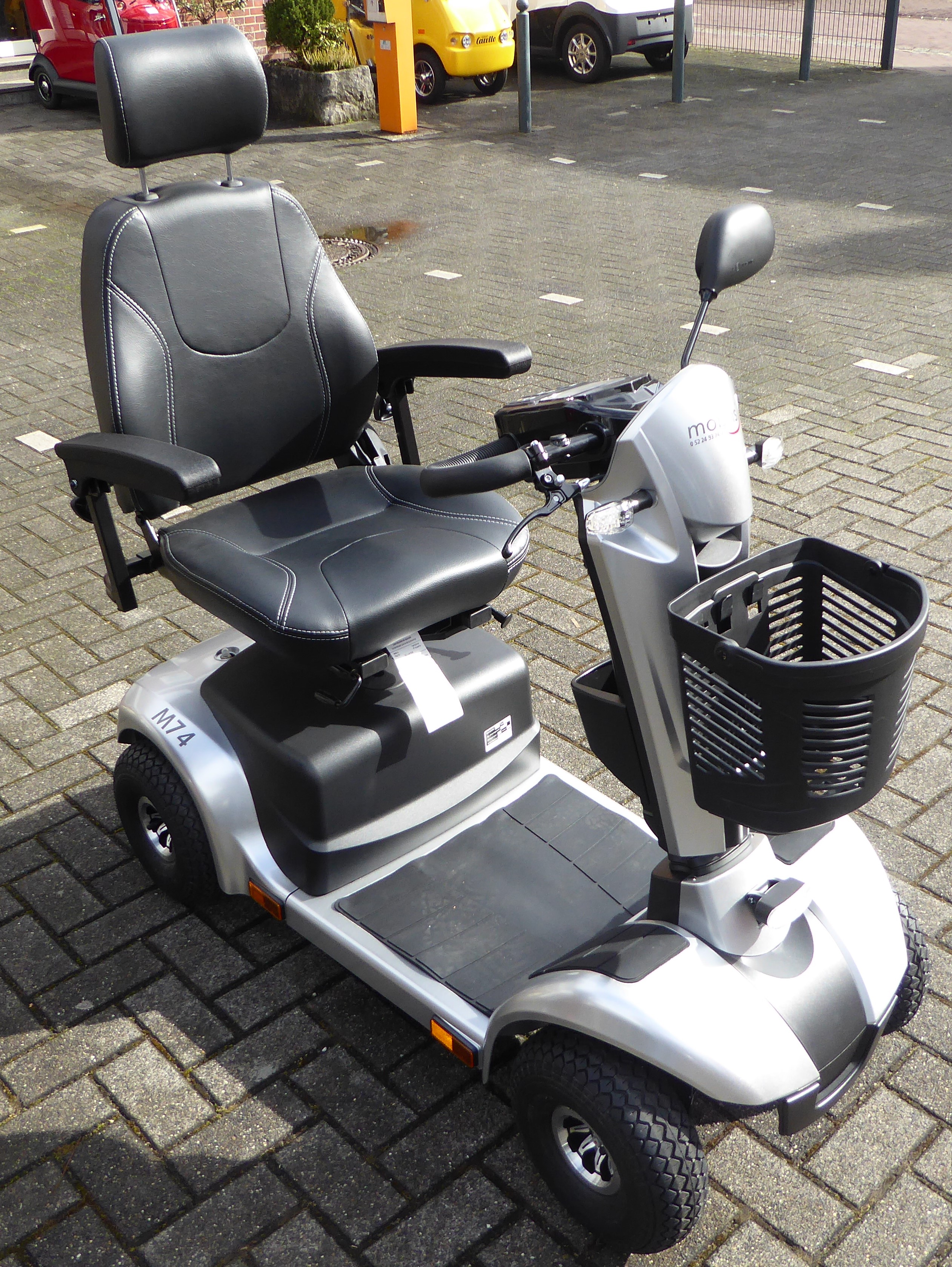 15 75 km/h Ah Silber M74 4-Rad-E-Scooter | Lebensfreude MOBILIS by Homann