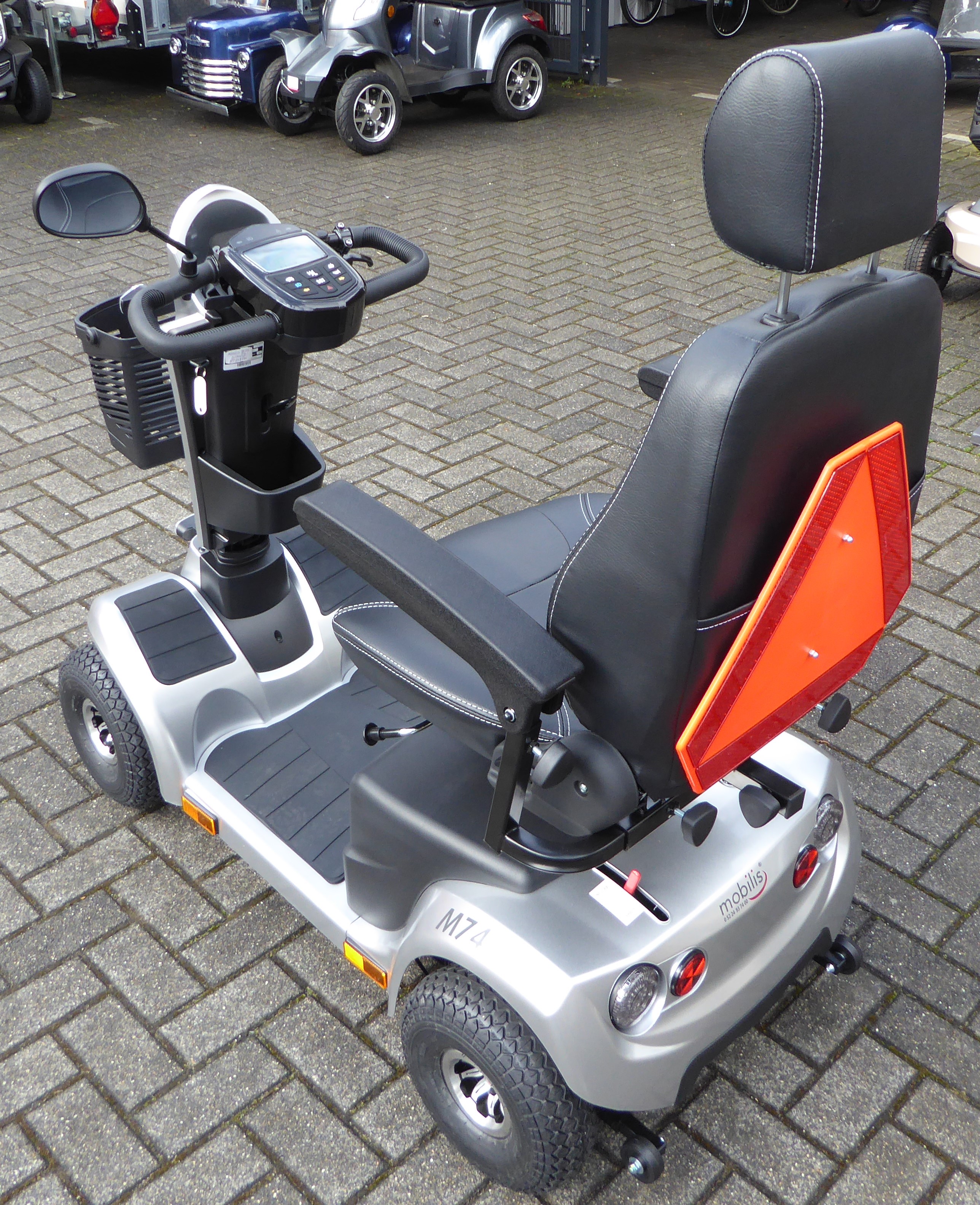 km/h Lebensfreude Ah by M74 Homann Silber 75 MOBILIS | 4-Rad-E-Scooter 15